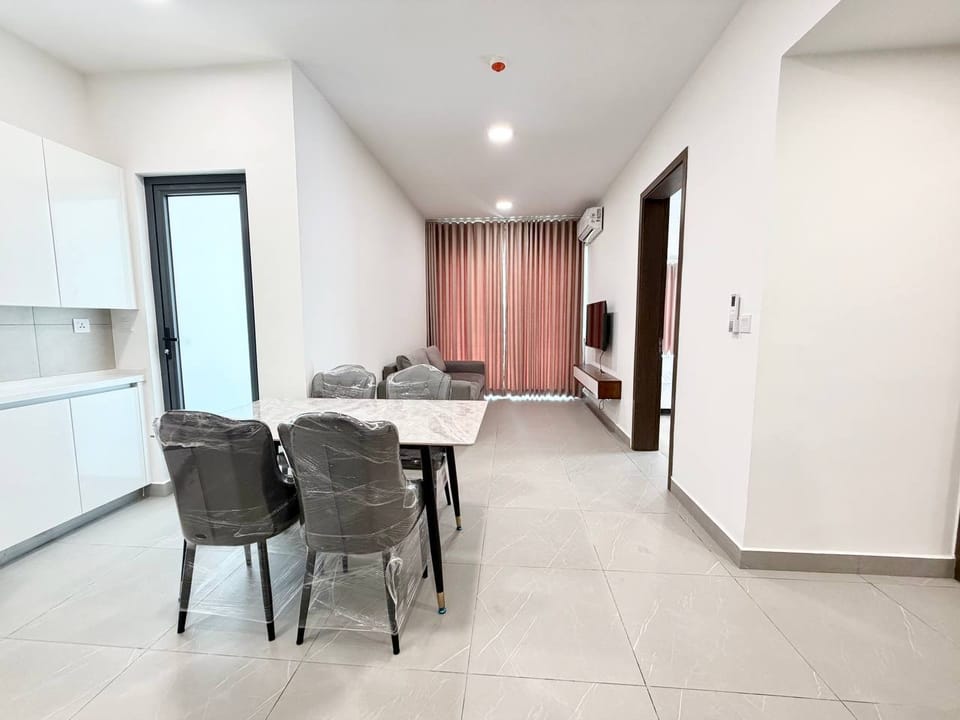 2 Bedroom Condo For rent at Urban Village Phase2