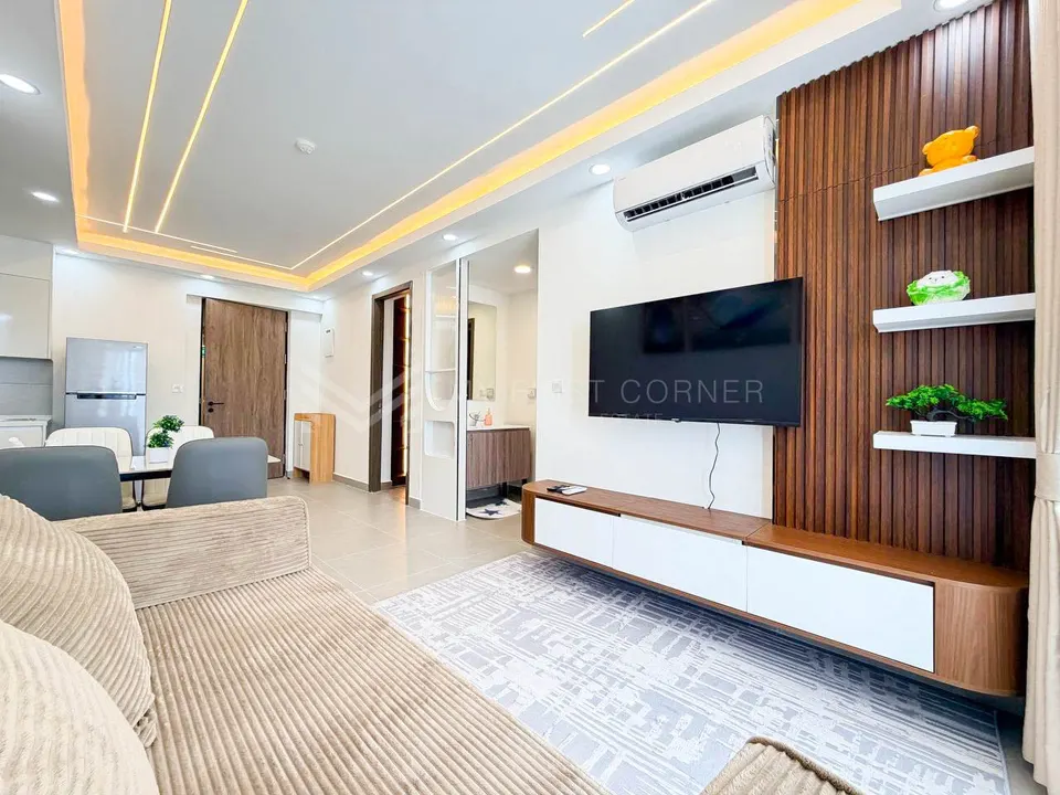 2 bedroom Condo in Urban Village Phase2, photo 8