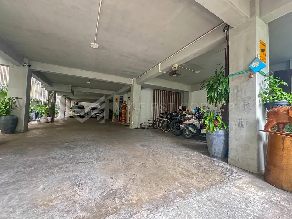 2 bedroom Renovated Apartment in BKK1 area, photo 11