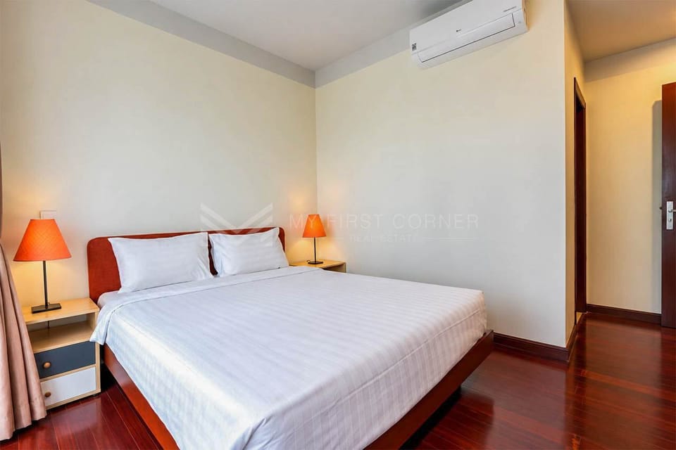 2 Bedroom service apartment in Daun Penh Area