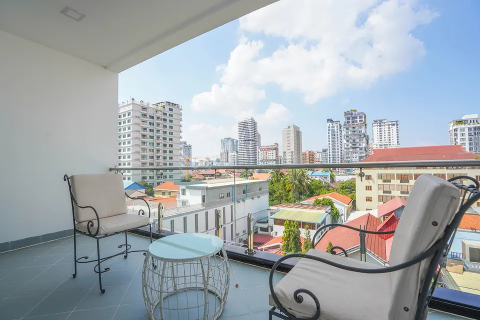 1-Bedroom Apartment for Rent in BKK1, Phnom Penh — photo 6