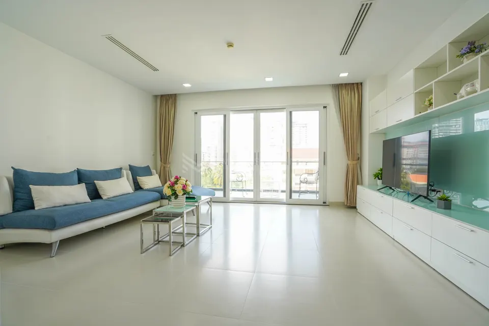 1-Bedroom Apartment for Rent in BKK1, Phnom Penh — photo 8