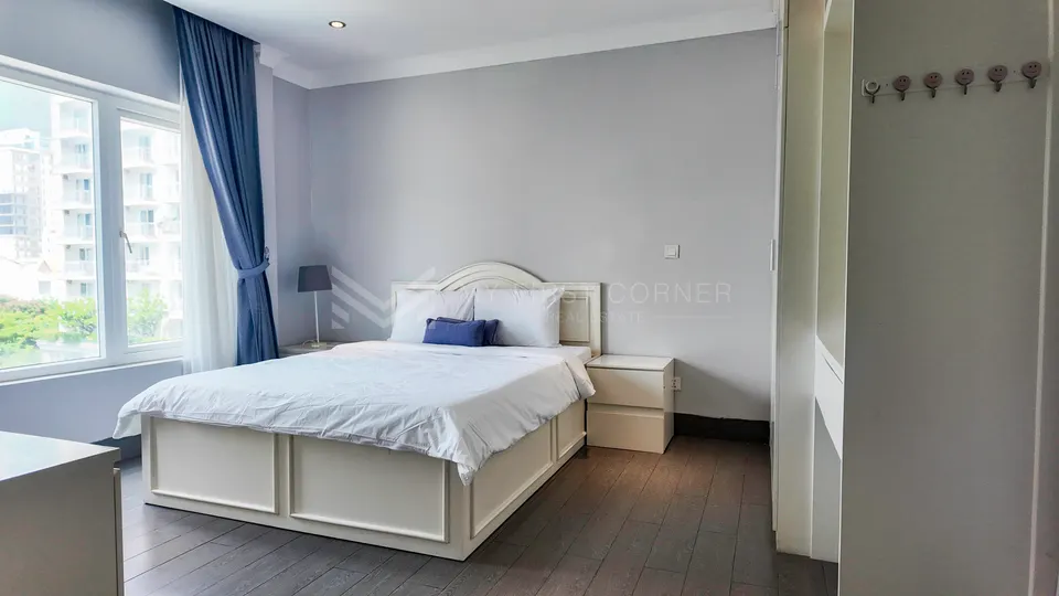 2-Bedroom Apartment for Rent in BKK1, Phnom Penh — photo 8