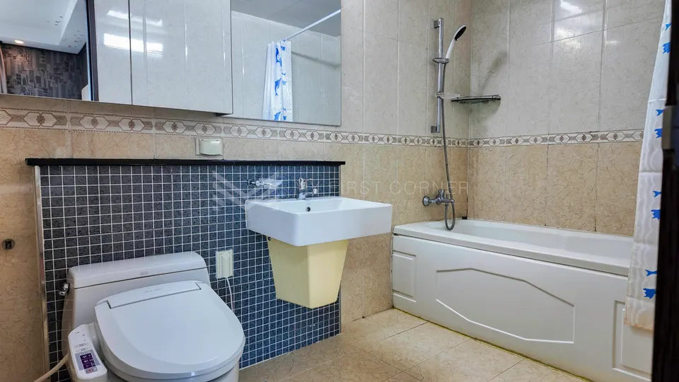 3-Bedroom Apartment for Rent in BKK1, Phnom Penh — photo 11
