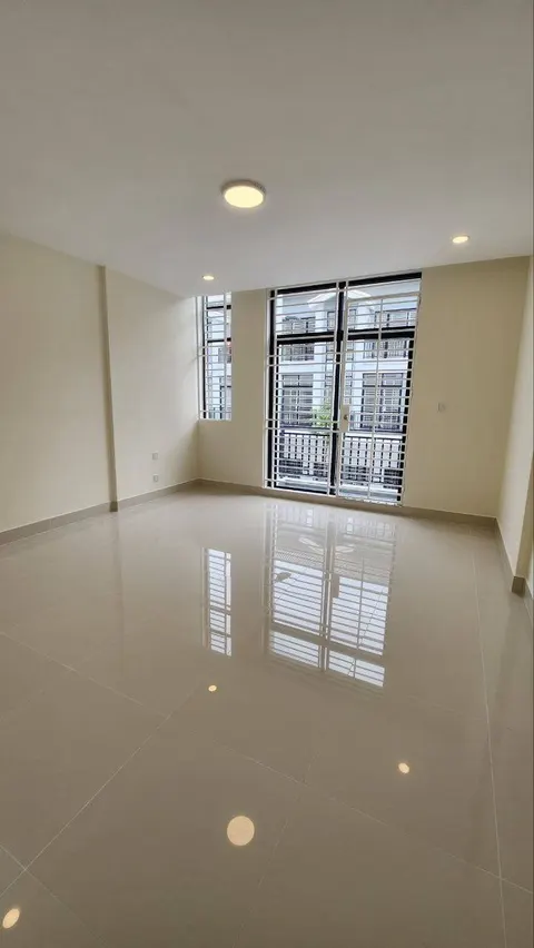 Bright New LV Link House To Let, Boeung Snor, photo 3
