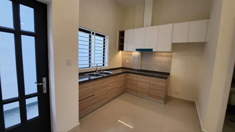 Bright New LV Link House To Let, Boeung Snor, photo 4
