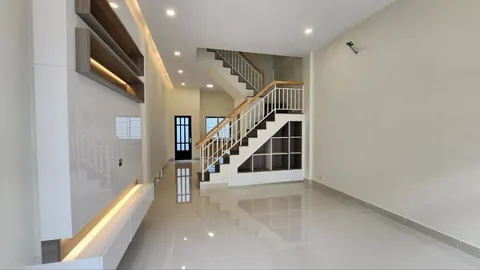 Bright New LV Link House To Let, Boeung Snor, photo 5