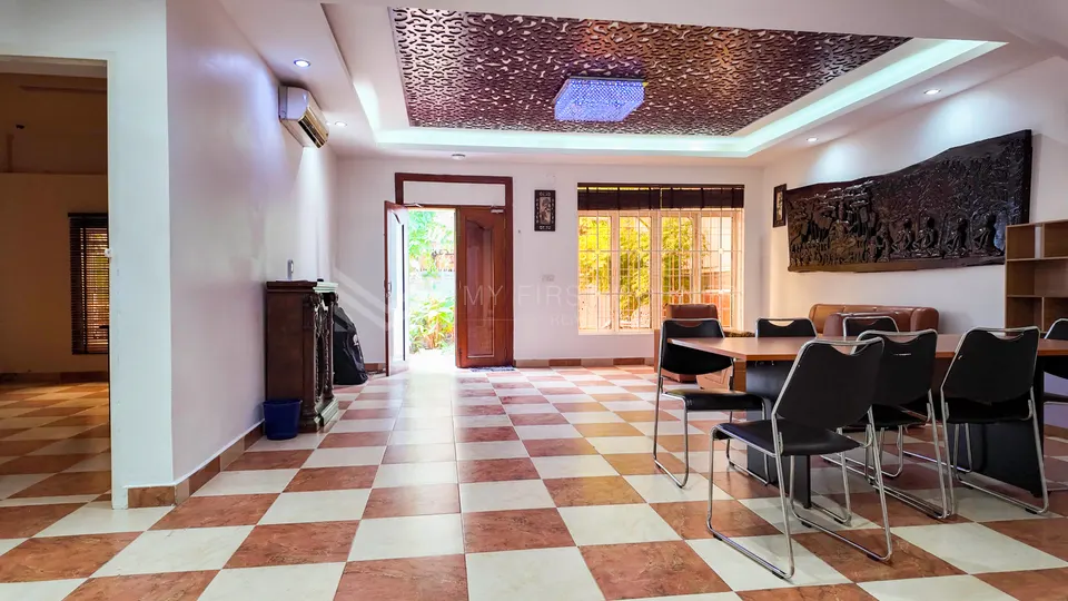 3-Bedroom Villa for Rent in Chroy Changvar, Phnom Penh — photo 10
