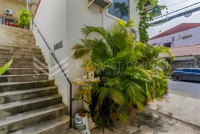 1-Bedroom Apartment for Rent in Daun Penh, Phnom Penh — photo 8
