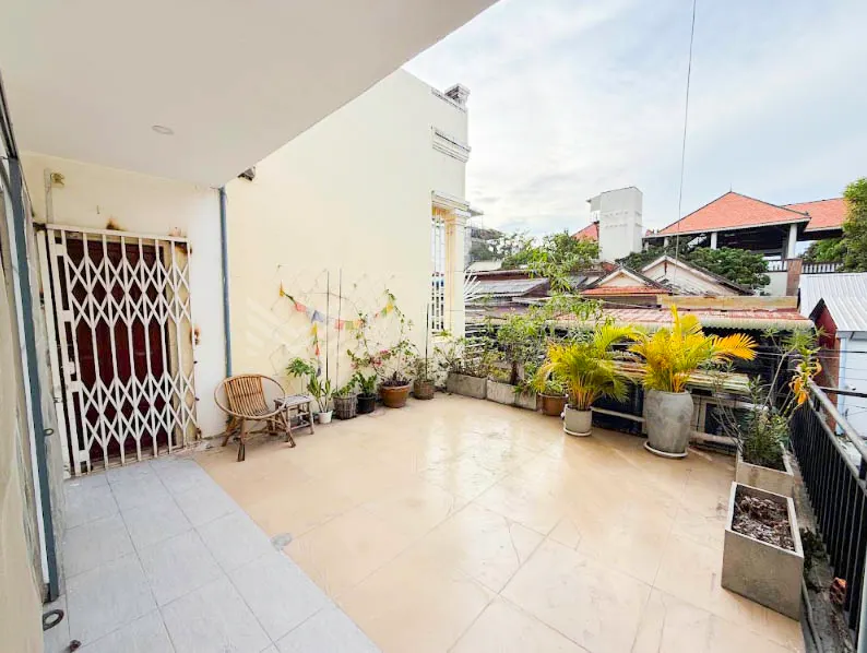 2-Bedroom Apartment for Rent in Daun Penh, Phnom Penh — photo 9