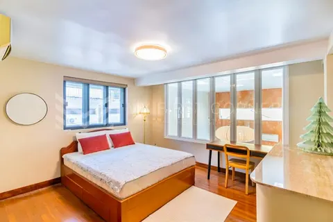 3-Bedroom Apartment for Rent in Daun Penh, Phnom Penh — photo 5