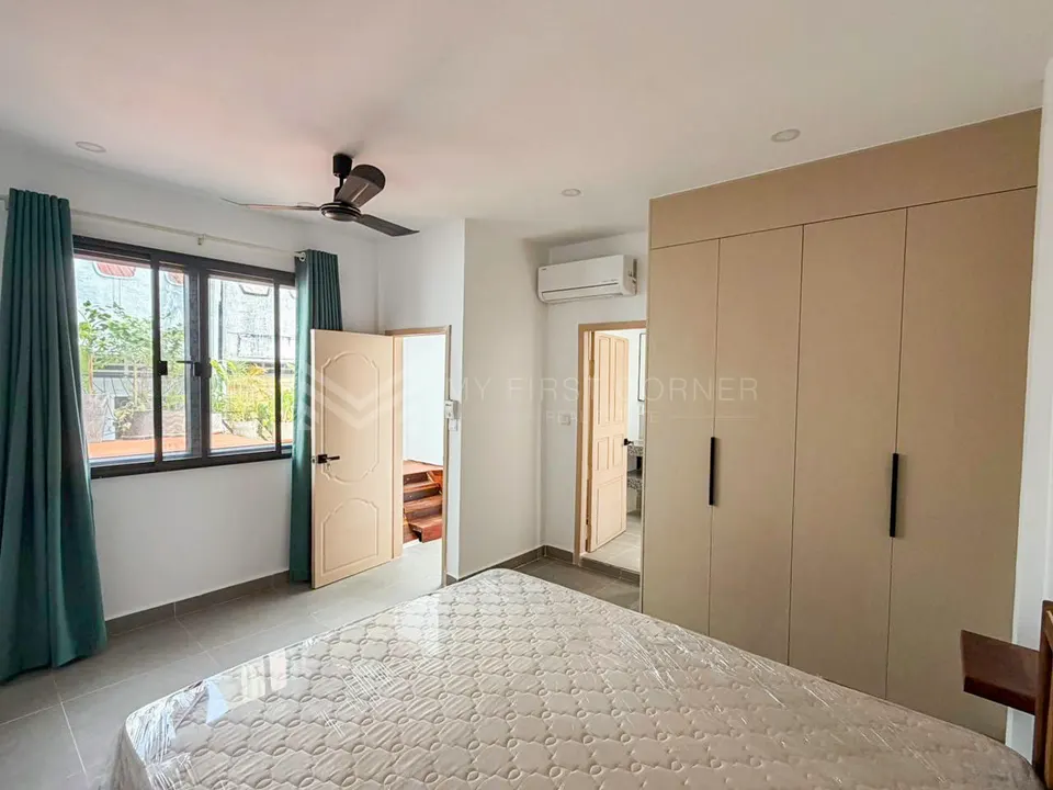 3-Bedroom Apartment for Rent in Daun Penh, Phnom Penh — photo 9