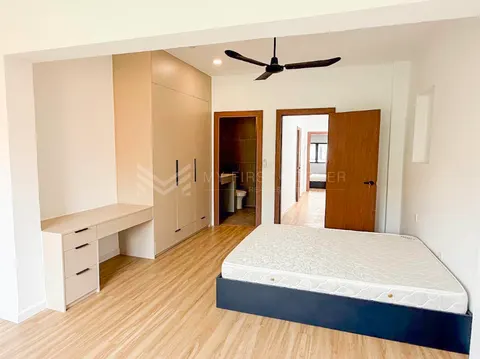 4-Bedroom Apartment for Rent in Daun Penh, Phnom Penh — photo 5