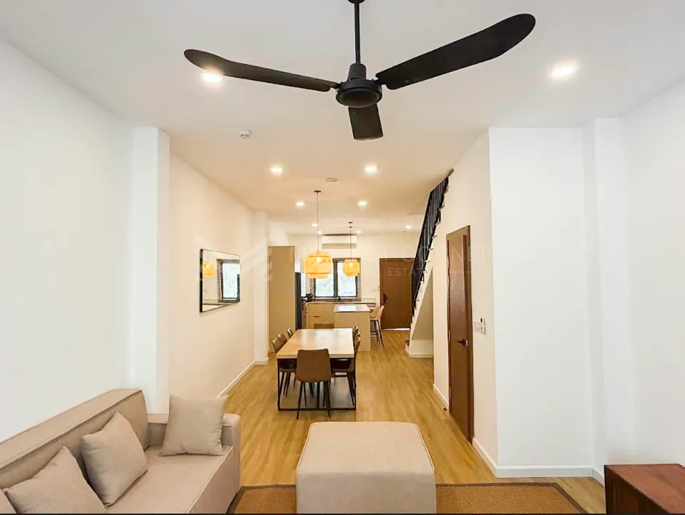 4-Bedroom Apartment for Rent in Daun Penh, Phnom Penh — photo 9