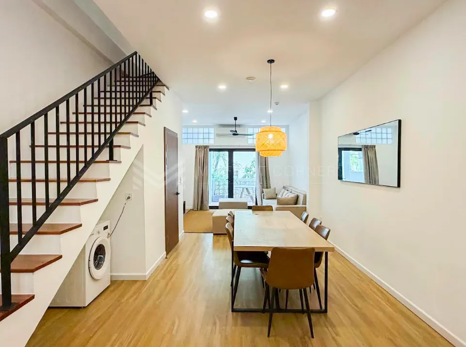 4-Bedroom Apartment for Rent in Daun Penh, Phnom Penh — photo 11
