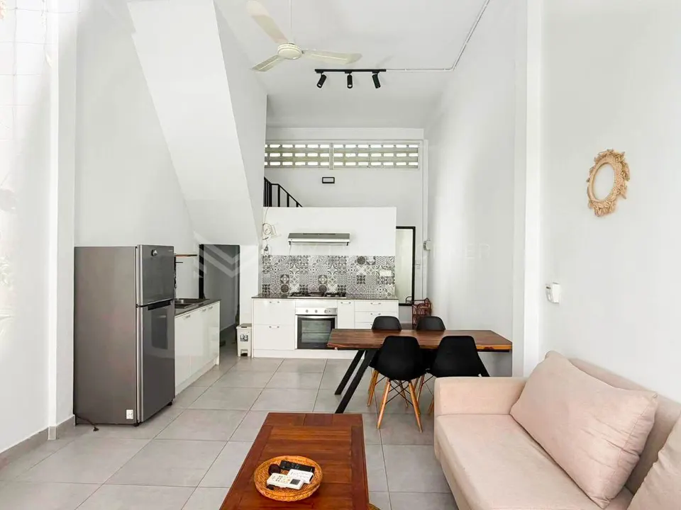 Duplex 2 bedroom Renovated apartment for rent in Daun Penh, photo 6