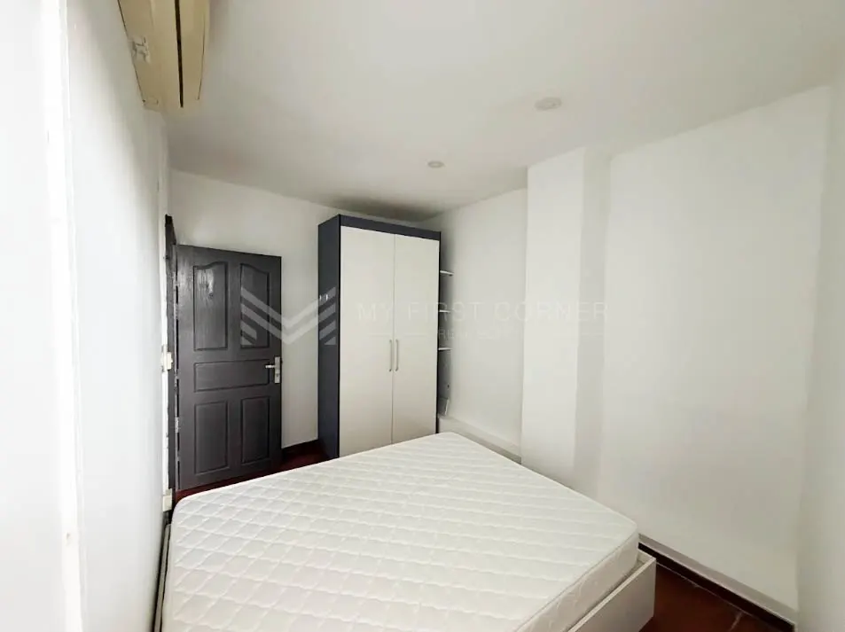 Duplex 3-bedroom Renovated apartment for rent in Tonle Bassac, photo 6