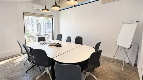 Factory Phnom Penh Office Space for Rent on Hun Sen Blvd, photo 2