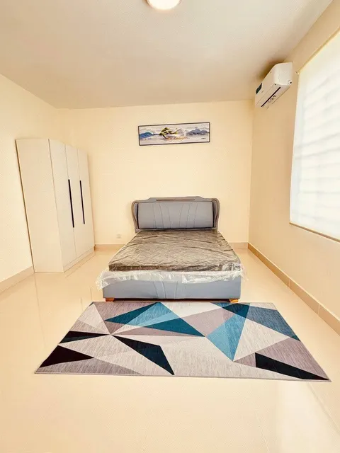 Four-Bedroom Corner Villa, Furnished, to Let in Veal Sbov, photo 4