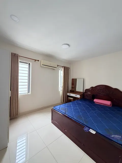 Four-Bedroom Furnished LA Link House to Rent, Boeung Snor, photo 4
