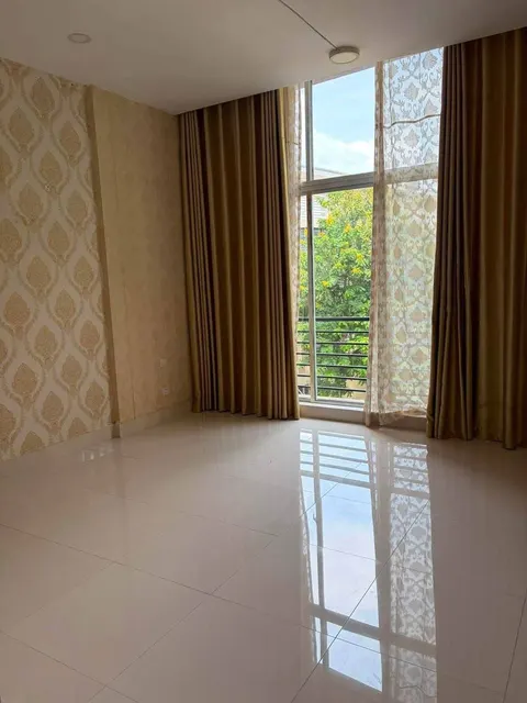 Four Bedroom Shophouse to Let, Boeung Snor, photo 5