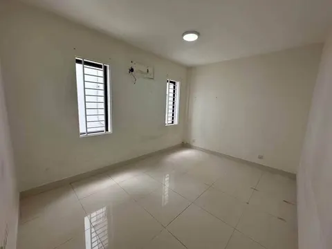 Four-Bedroom Shophouse To Rent With Built-Ins, Boeung Snor, photo 4