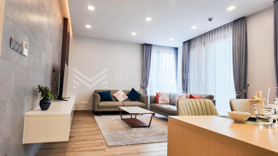 Luxury 3bedroom service apartment for rent in Bkk1