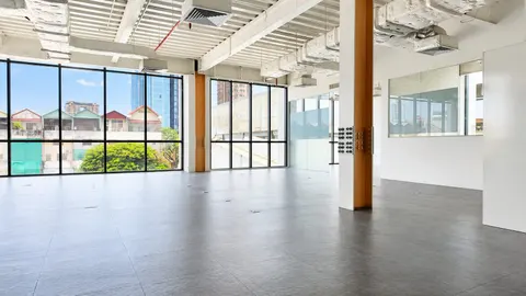 Office Space for Rent at The Point Community Mall BKK, photo 3
