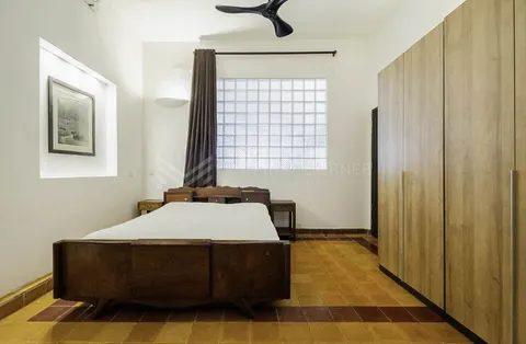 Renovated 2 Bedroom apartment for rent in Daun Penh riverside, photo 3
