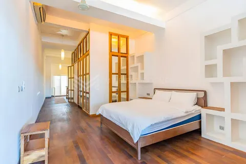 Renovated 3 bedroom Apartment For Rent at Daun Penh Chey Chamneas, photo 4