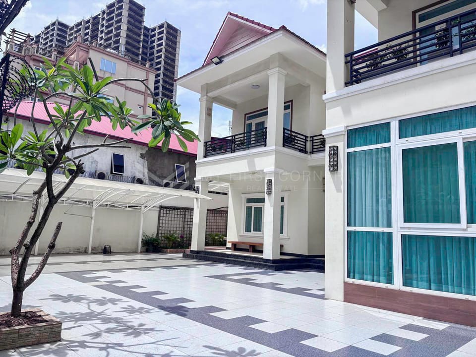 5-Bedroom Villa for Rent in Russian Market, Phnom Penh