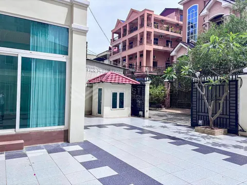 5-Bedroom Villa for Rent in Russian Market, Phnom Penh — photo 2