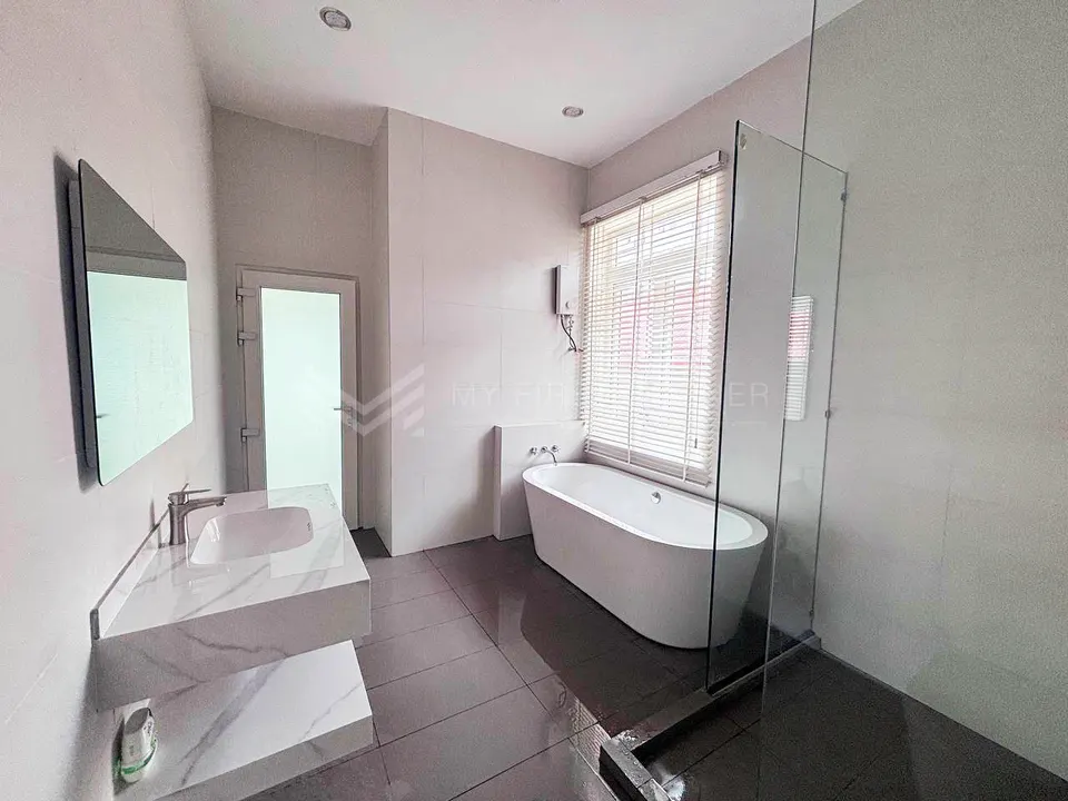 5-Bedroom Villa for Rent in Russian Market, Phnom Penh — photo 19