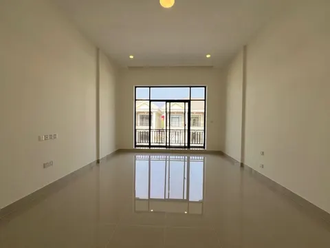 Shophouse to Rent at Capital One, 750 Dollars Monthly, photo 2