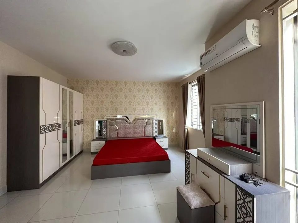 Spacious Three-Storey Twin Villa To Rent, Veal Sbov, photo 6
