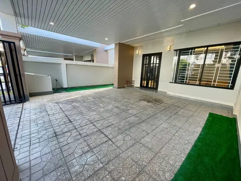 Three Bedroom Link Villa Beside the European Garden, photo 3