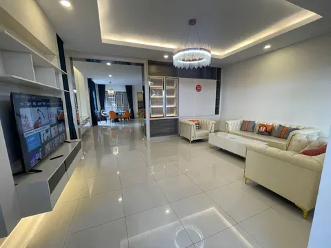 Three Bedroom Link Villa Beside the European Garden, photo 4