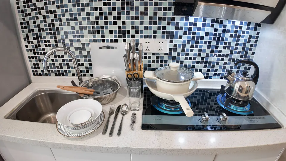 2-Bedroom Apartment for Rent in Tonle Bassac, Phnom Penh — photo 11