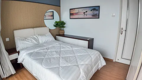 2-Bedroom Apartment for Rent in Tonle Bassac, Phnom Penh — photo 3