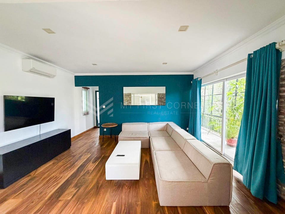 3-Bedroom Apartment for Rent in Tonle Bassac, Phnom Penh